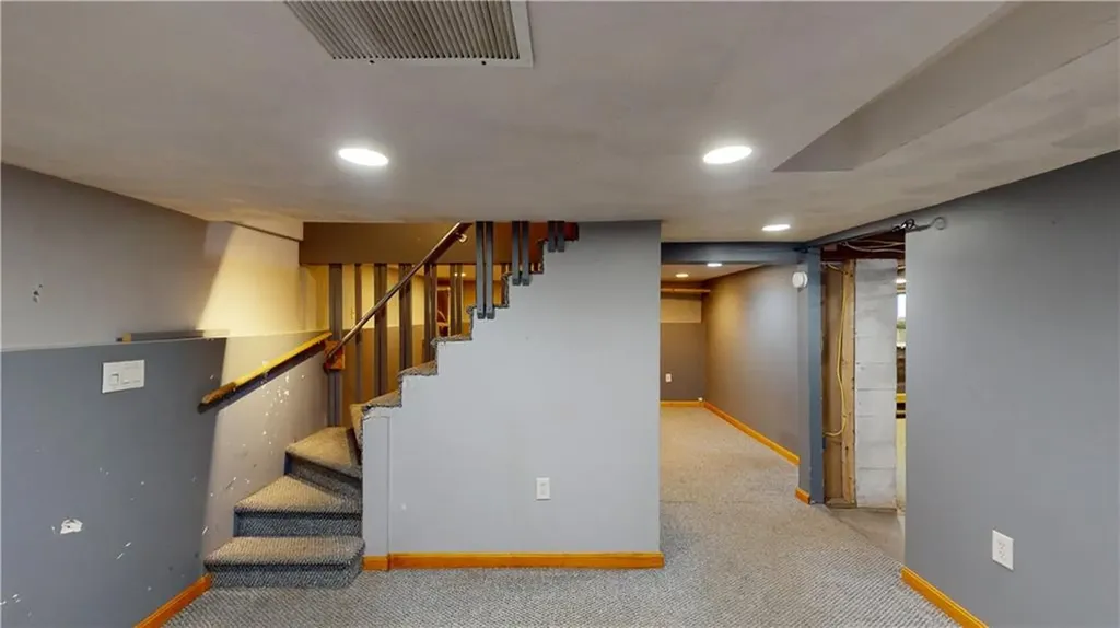 84 Boyce Avenue Pawtucket RI 02861