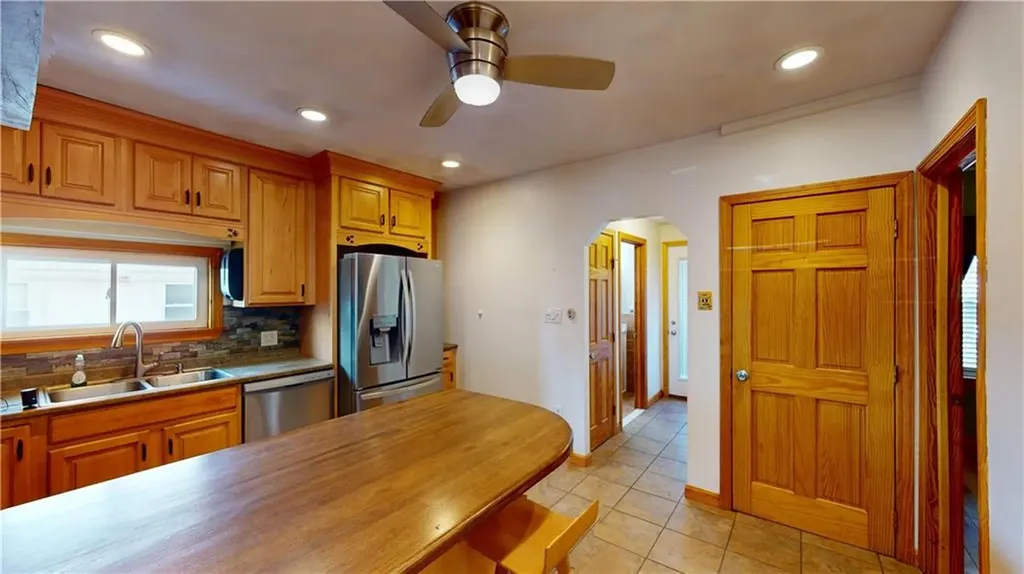 84 Boyce Avenue Pawtucket RI 02861