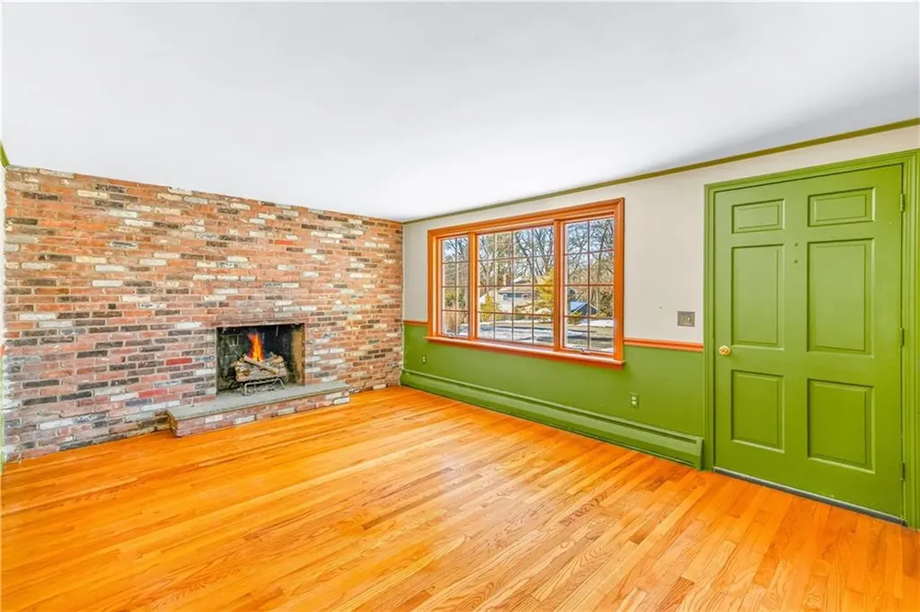 27 Bishop Drive Cumberland RI 02864