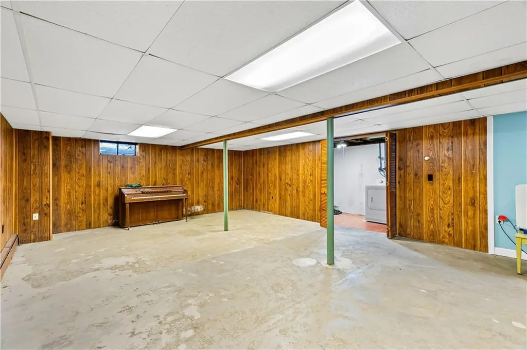 27 Bishop Drive Cumberland RI 02864