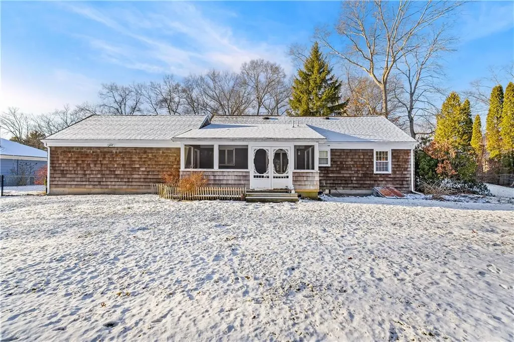 27 Bishop Drive Cumberland RI 02864