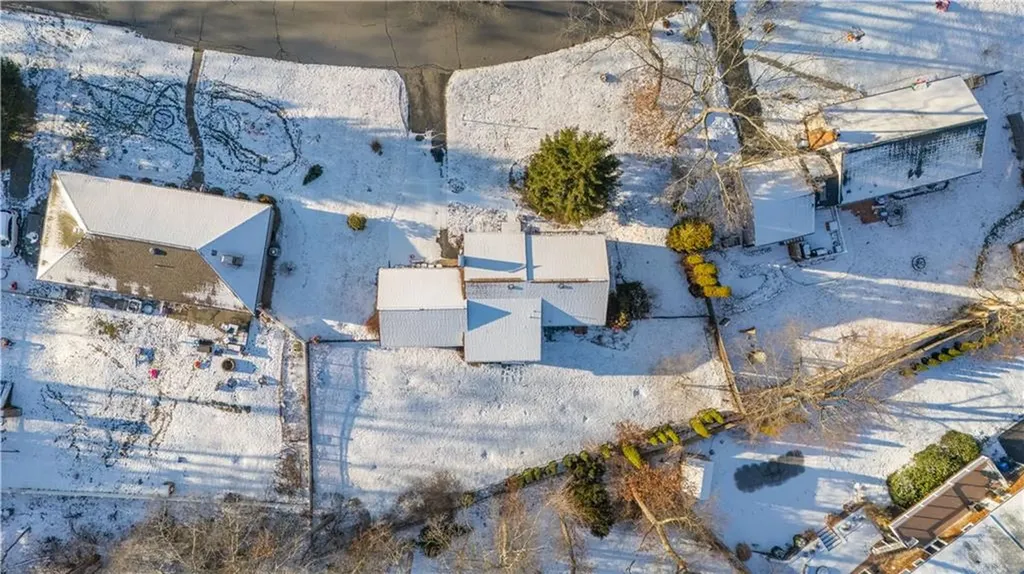 27 Bishop Drive Cumberland RI 02864