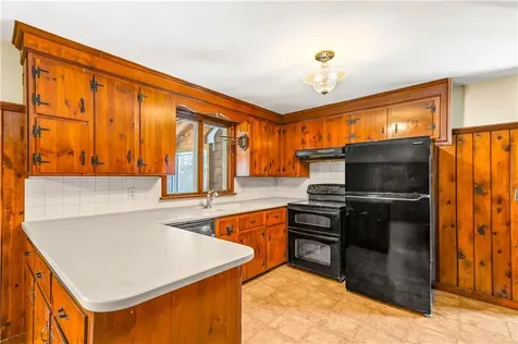 27 Bishop Drive Cumberland RI 02864