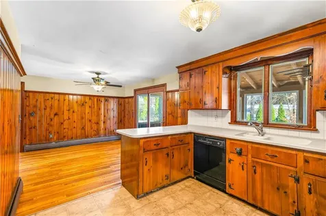 27 Bishop Drive Cumberland RI 02864