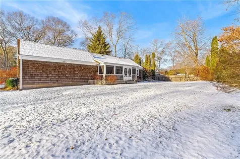 27 Bishop Drive Cumberland RI 02864