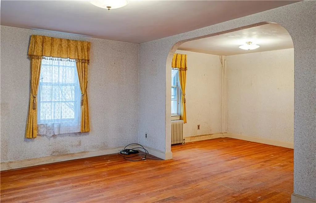 371 Central Pike Scituate RI 02857