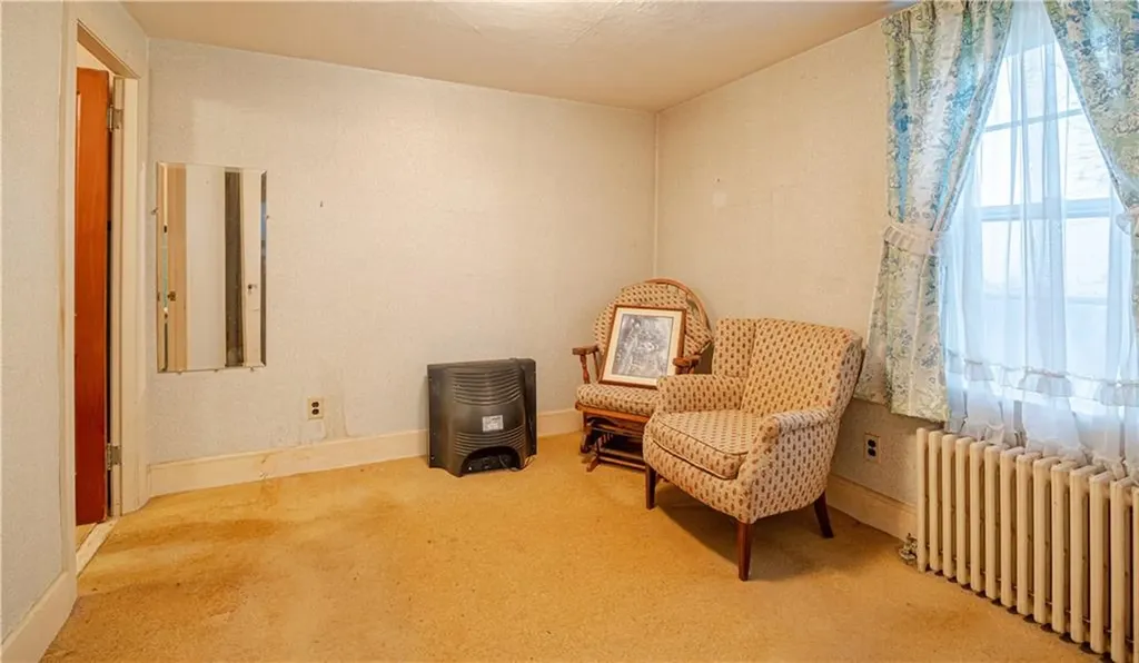 371 Central Pike Scituate RI 02857