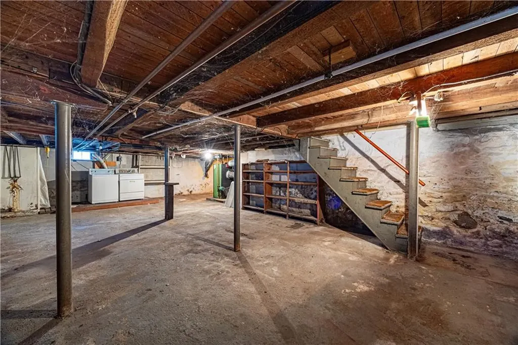 371 Central Pike Scituate RI 02857