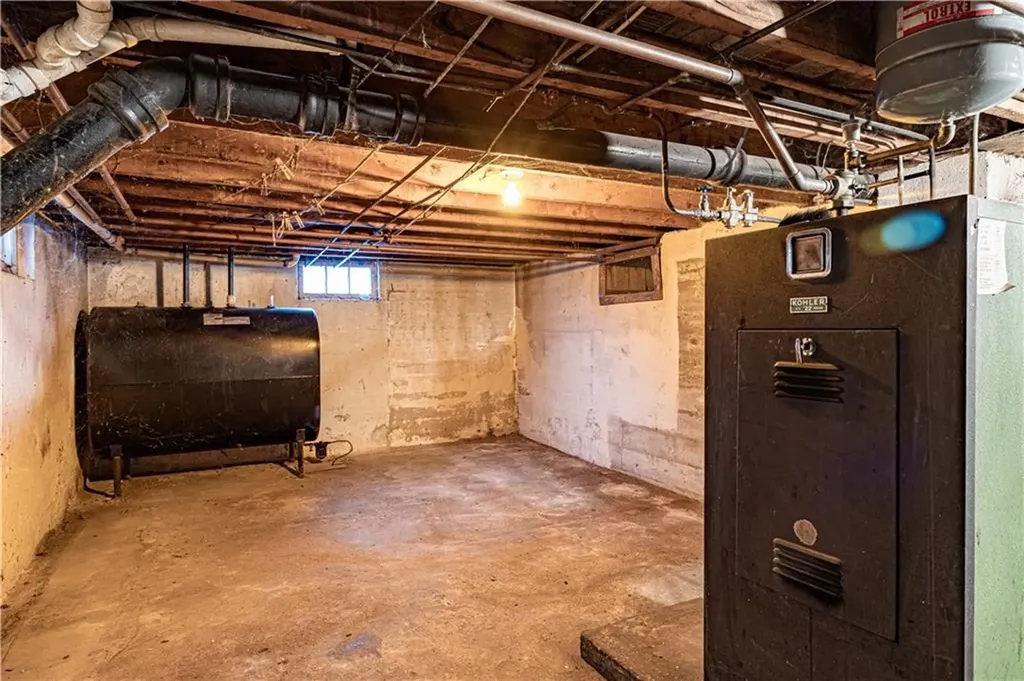 371 Central Pike Scituate RI 02857