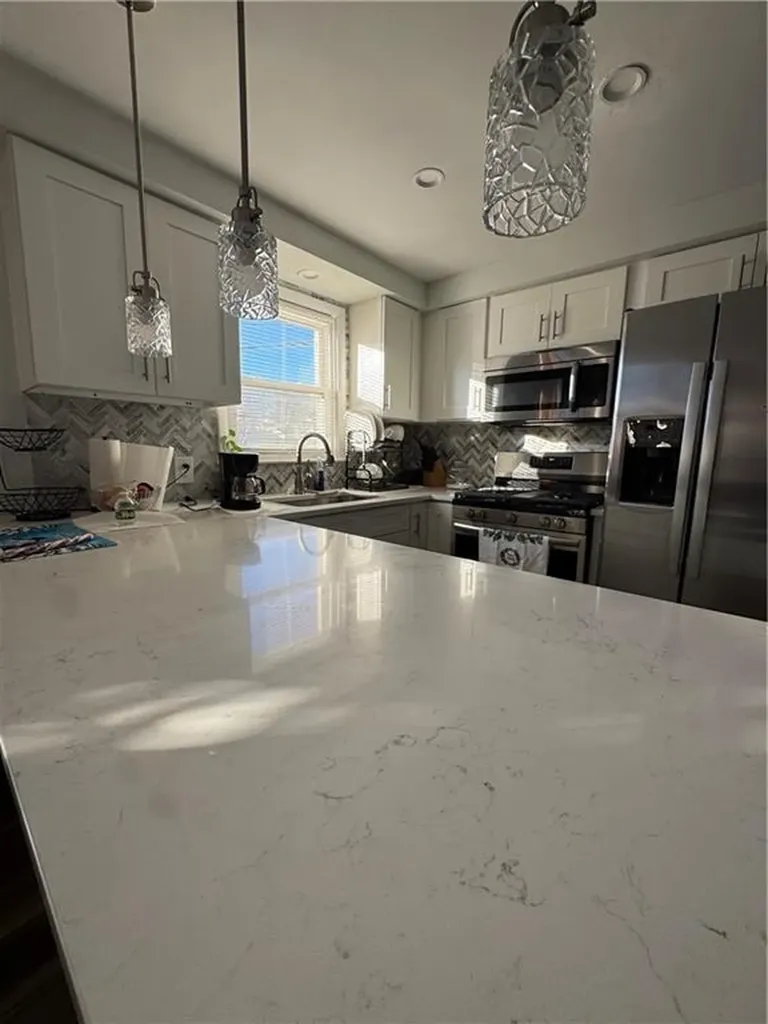 321 Budlong Road Cranston RI 02920