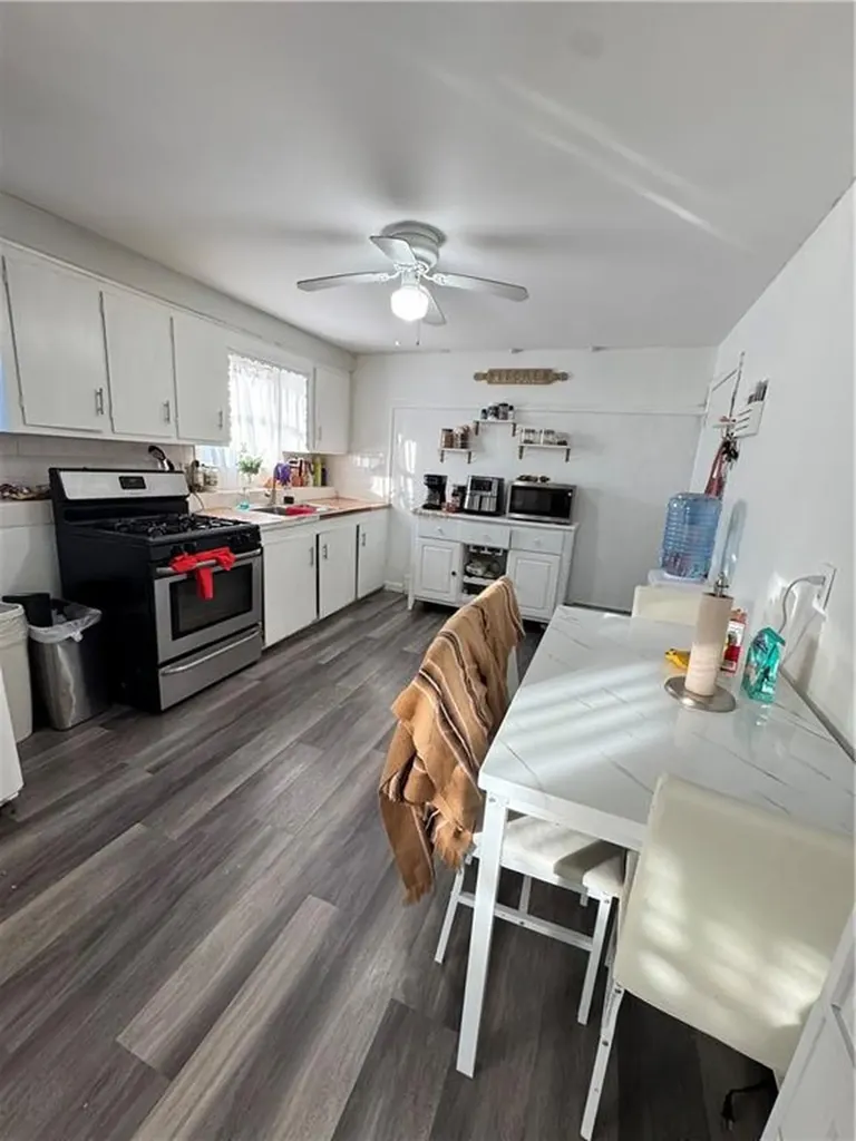 321 Budlong Road Cranston RI 02920