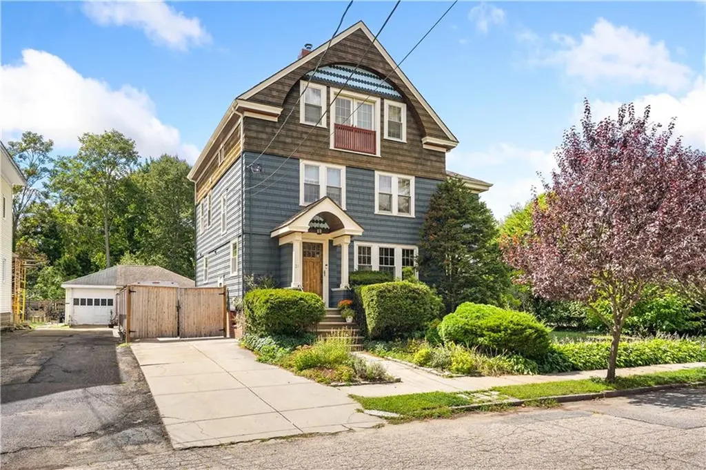 31 Marcy Street Cranston RI 02905