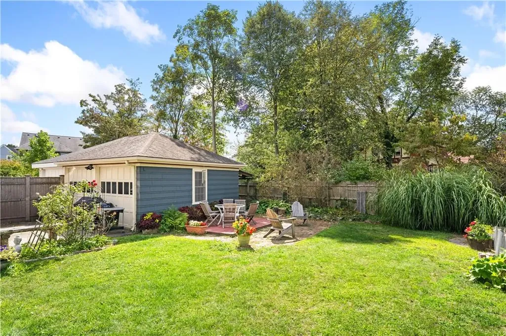 31 Marcy Street Cranston RI 02905