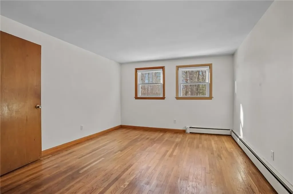 370 Maple Valley Road Coventry RI 02816