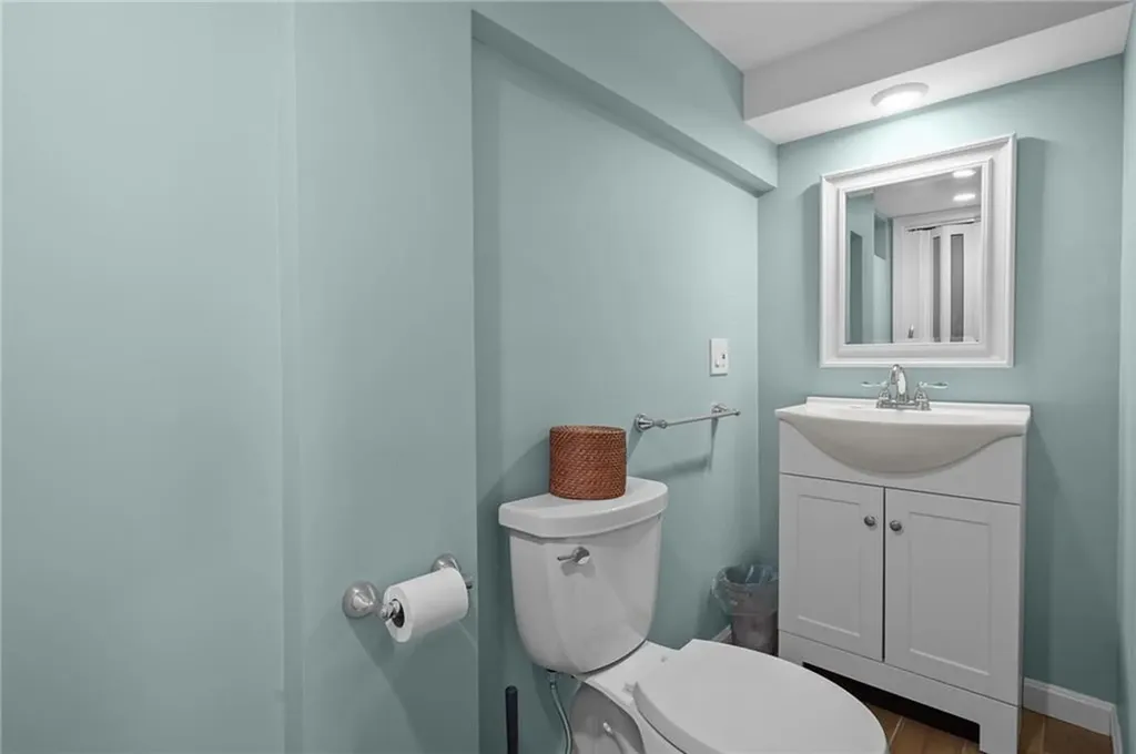 370 Maple Valley Road Coventry RI 02816