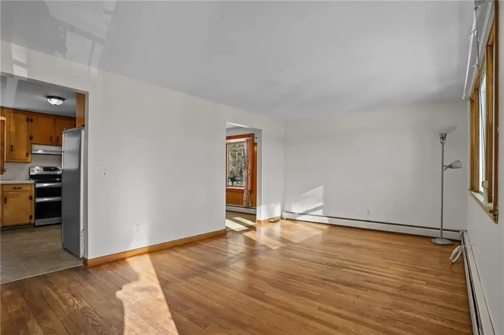 370 Maple Valley Road Coventry RI 02816