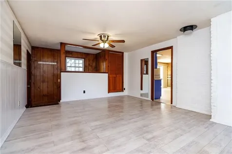 38 Greenwood Road North Kingstown RI 02852