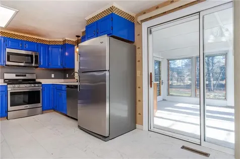 38 Greenwood Road North Kingstown RI 02852