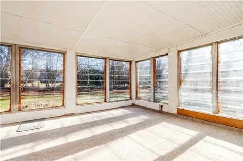 38 Greenwood Road North Kingstown RI 02852