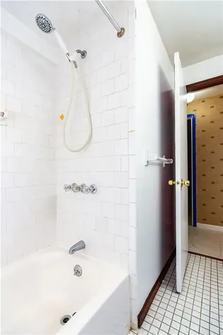 38 Greenwood Road North Kingstown RI 02852