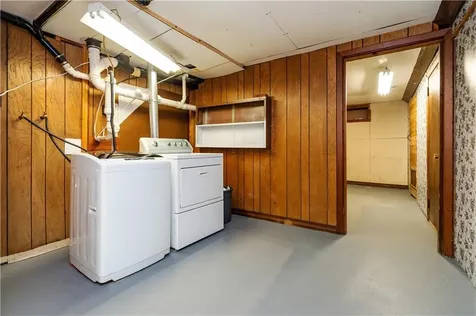 38 Greenwood Road North Kingstown RI 02852