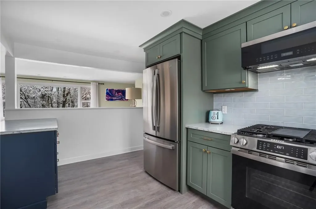 38 Baldino Drive Cranston RI 02920