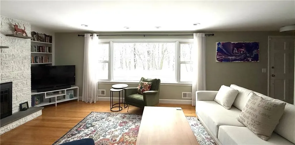 38 Baldino Drive Cranston RI 02920