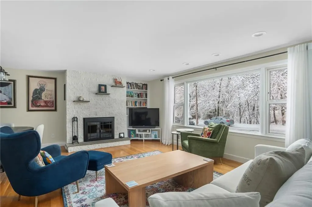 38 Baldino Drive Cranston RI 02920