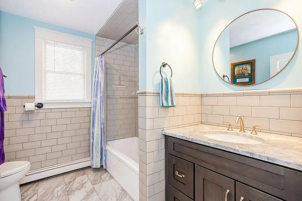 70 Ellen Lane Cranston RI 02921