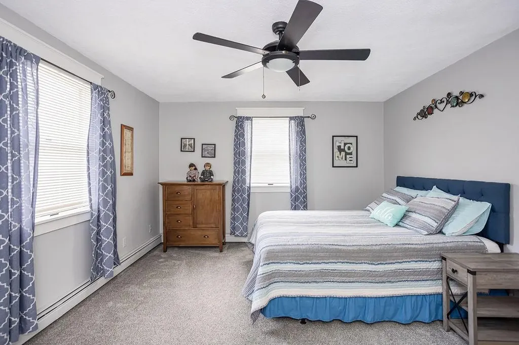 70 Ellen Lane Cranston RI 02921