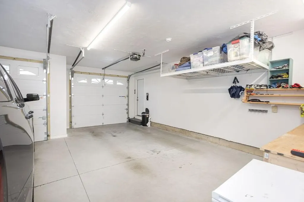 70 Ellen Lane Cranston RI 02921
