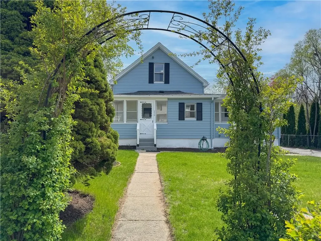 220 Francis Avenue North Providence RI 02904