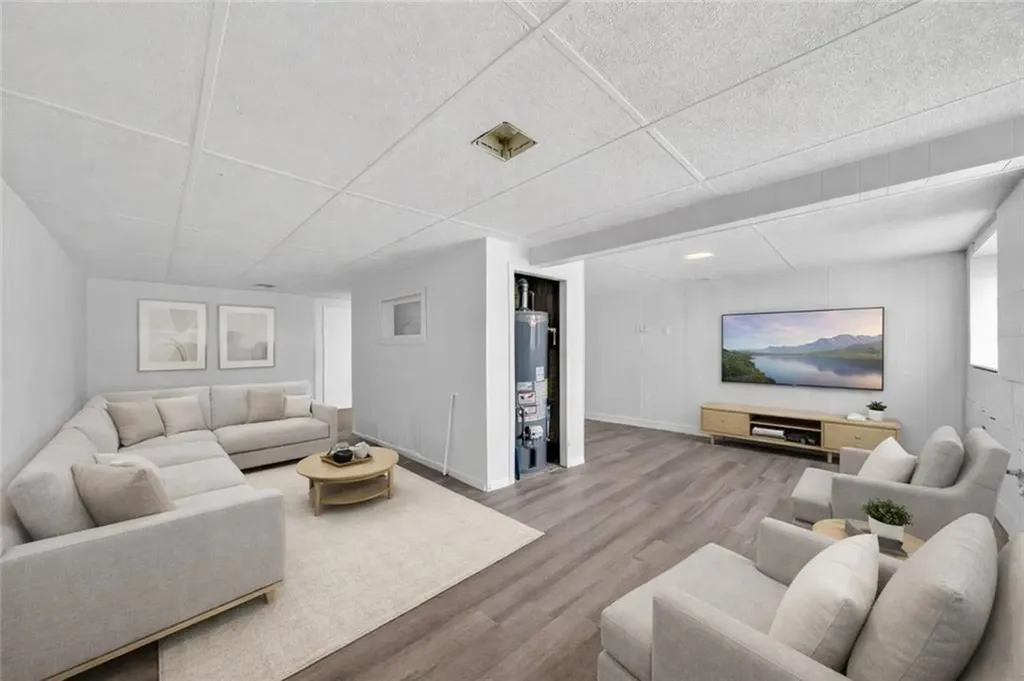 220 Francis Avenue North Providence RI 02904