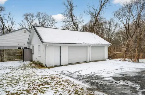 220 Francis Avenue North Providence RI 02904