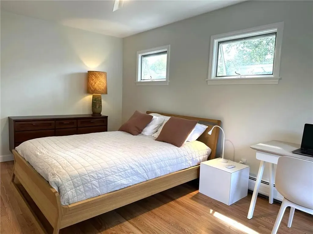 106 Pettaquamscutt Lake Road Narragansett RI 02874