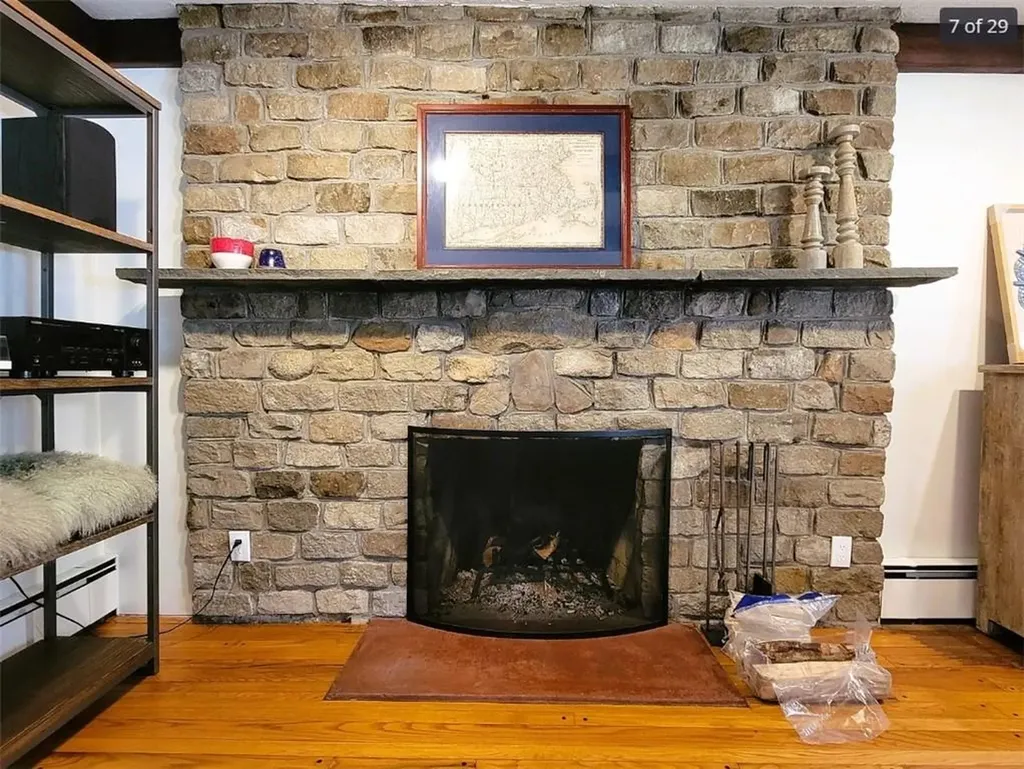 106 Pettaquamscutt Lake Road Narragansett RI 02874