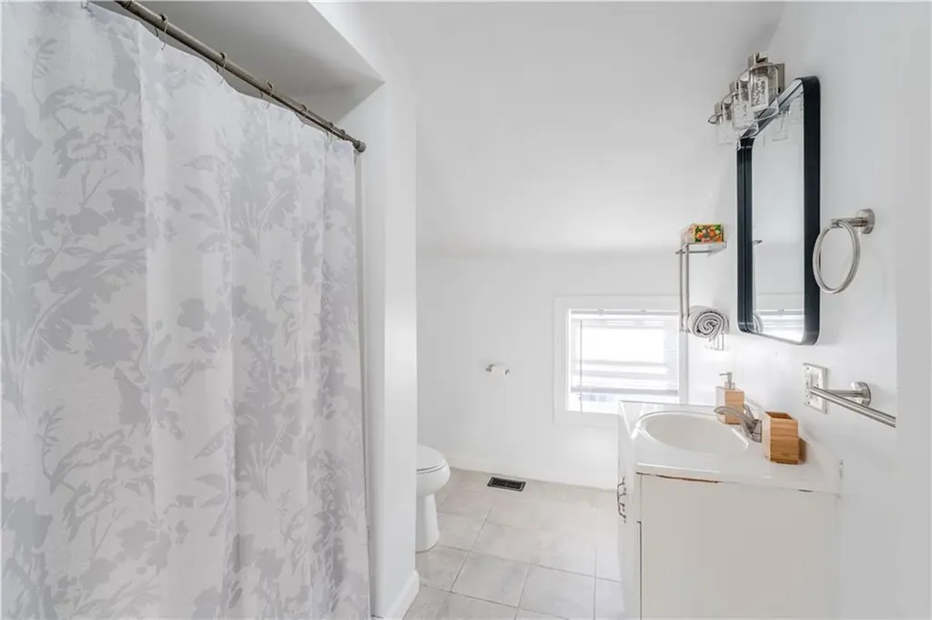 54 Silver Lake Avenue Providence RI 02909
