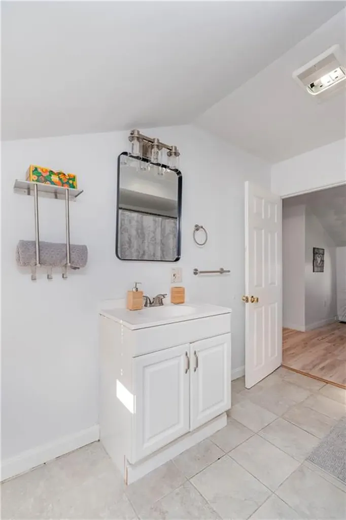 54 Silver Lake Avenue Providence RI 02909