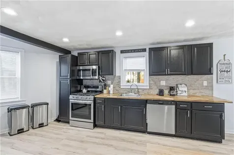 54 Silver Lake Avenue Providence RI 02909