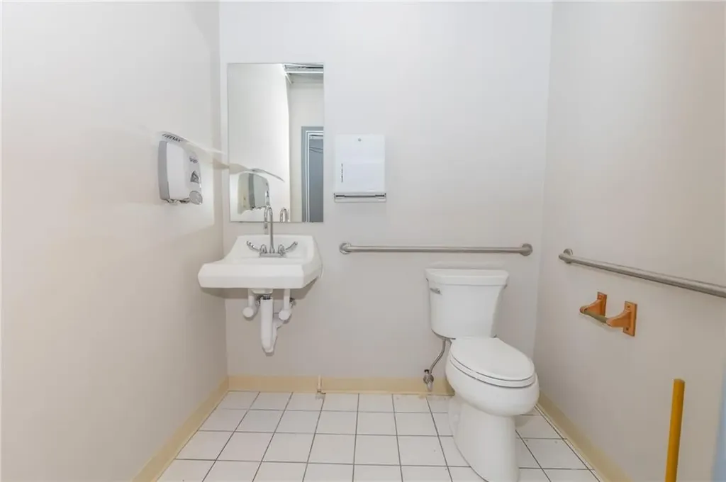 875 Centerville Road Warwick RI 02886
