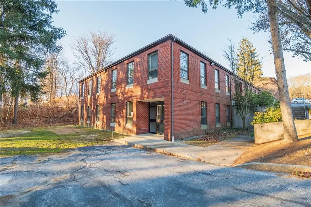 875 Centerville Road Warwick RI 02886