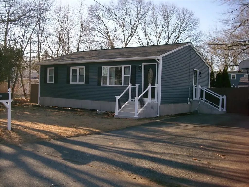 68 Alfred Street Warwick RI 02889