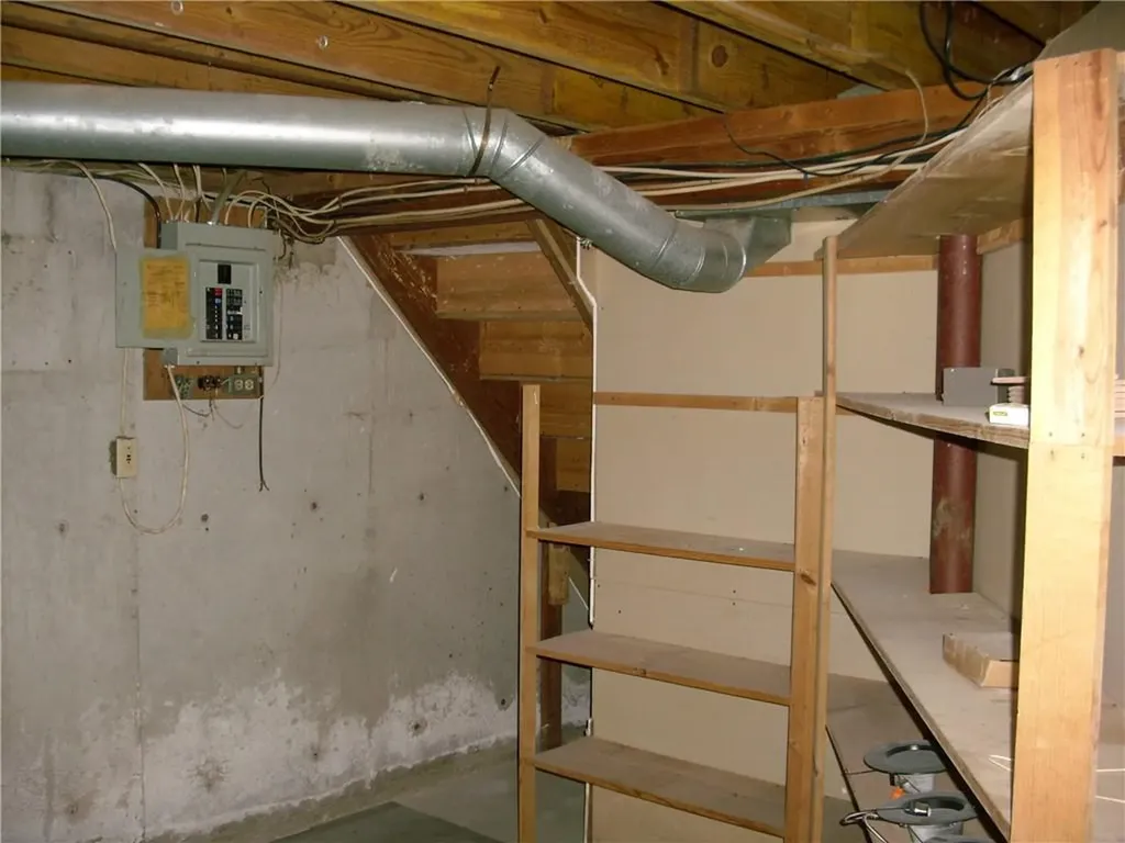 68 Alfred Street Warwick RI 02889