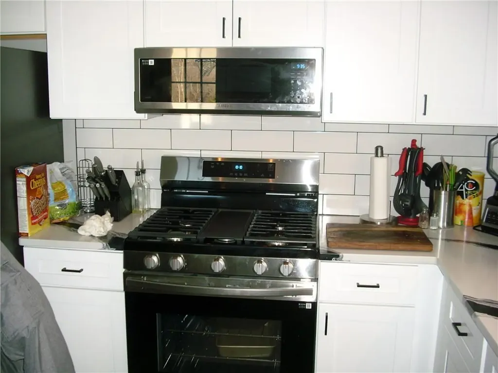 68 Alfred Street Warwick RI 02889