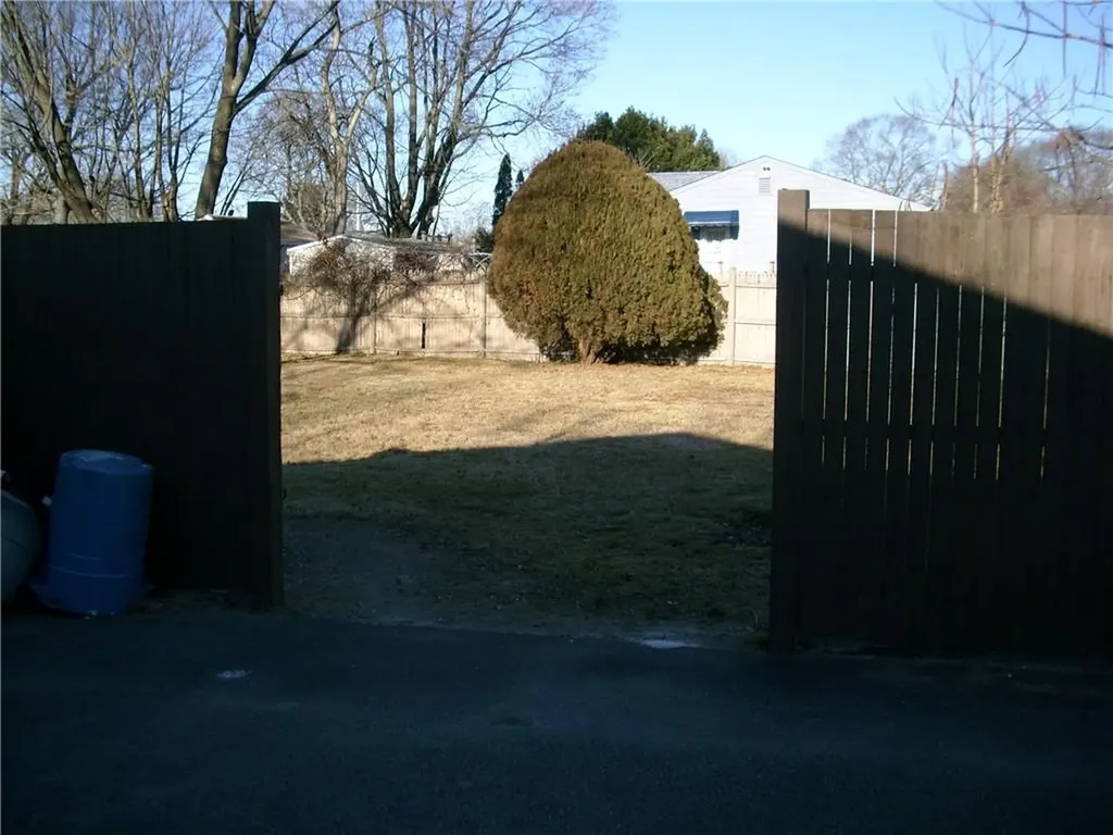 68 Alfred Street Warwick RI 02889