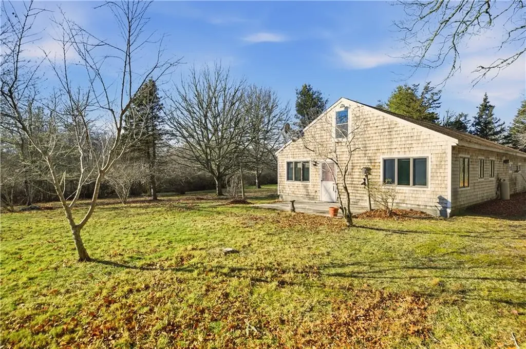 46 Simmons Road Little Compton RI 02837