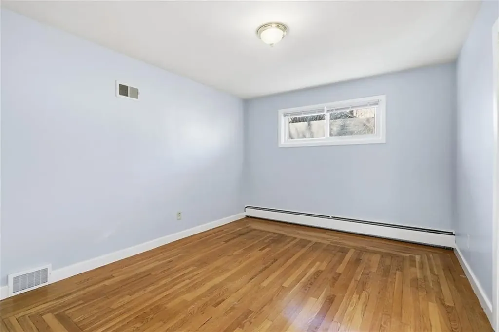 36 Auburn Street Pawtucket RI 02860