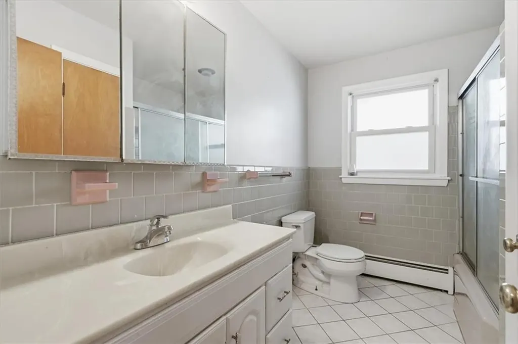 36 Auburn Street Pawtucket RI 02860