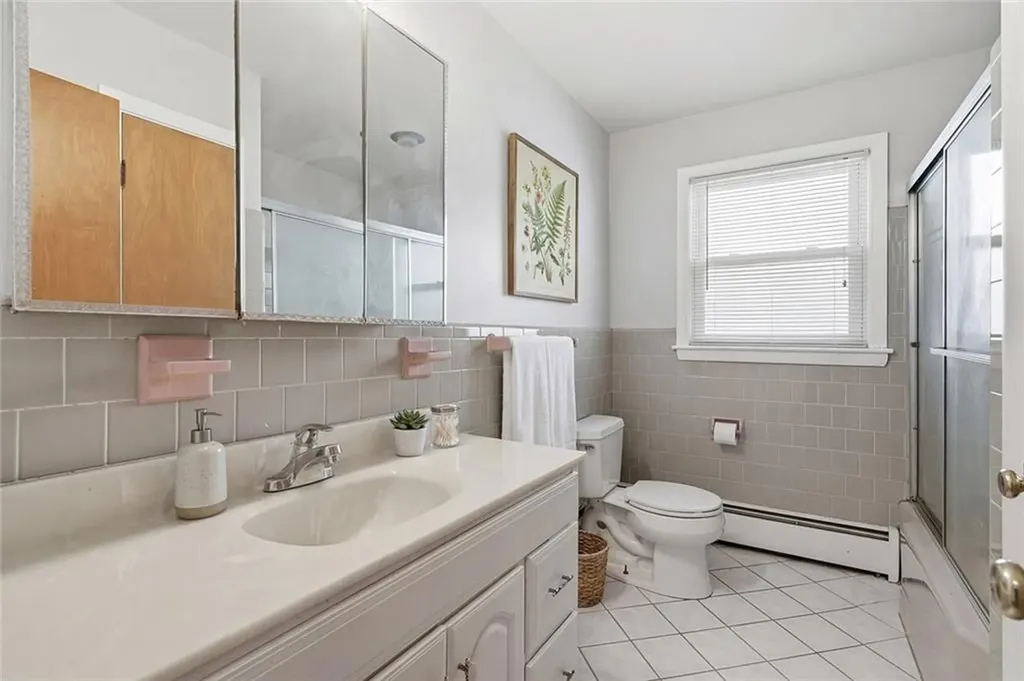 36 Auburn Street Pawtucket RI 02860