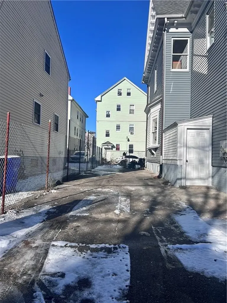 181 Reynolds Avenue Providence RI 02905